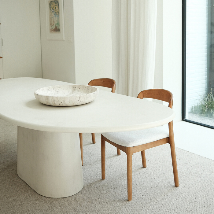 Dining table organic shape - Mortexlook - Antwerp