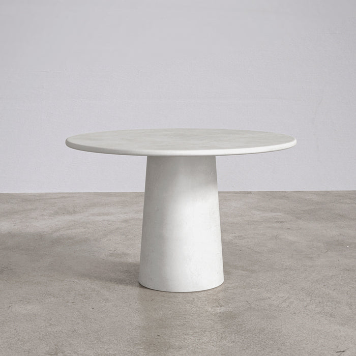 legna-outdoor-eettafel-polycomposiet-ronde-eettafel.-furnifed-vooraanzicht-ALT