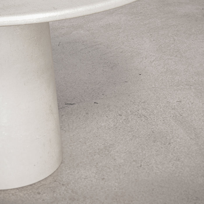 legna-outdoor-eettafel-polycomposiet-ronde-eettafel.-furnified-detail-ALT