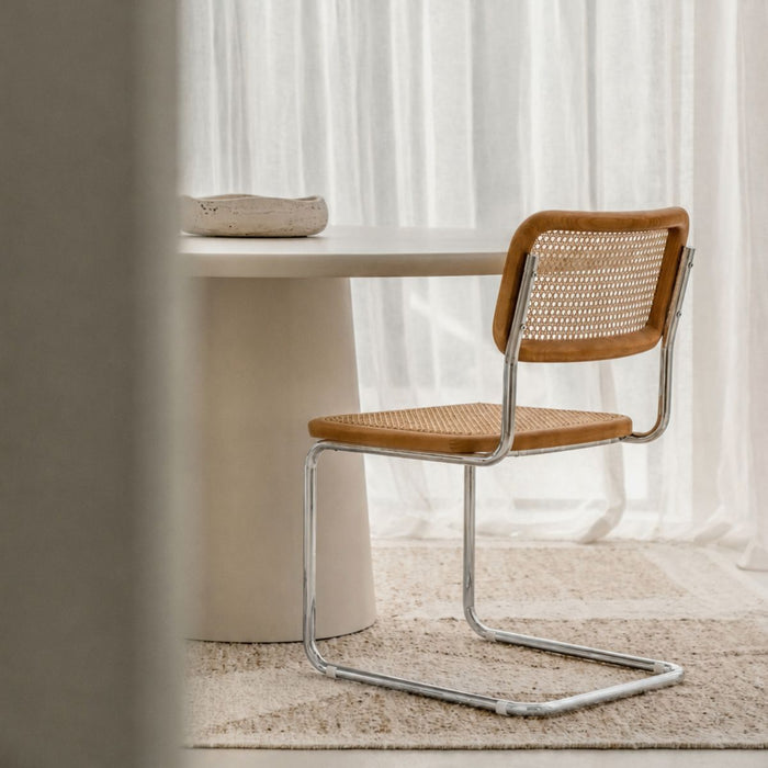 Esszimmerstuhl Swing – Natürliches Rattan – Walnuss/Chrom