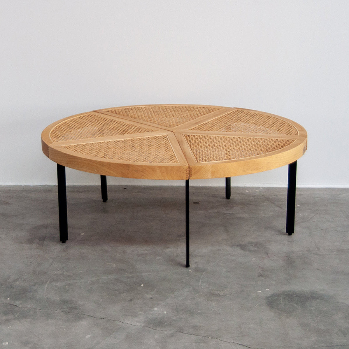 Table Basse Ronde avec Osier - Savis - Chêne/Rotin Naturel - 100x100x3 ...