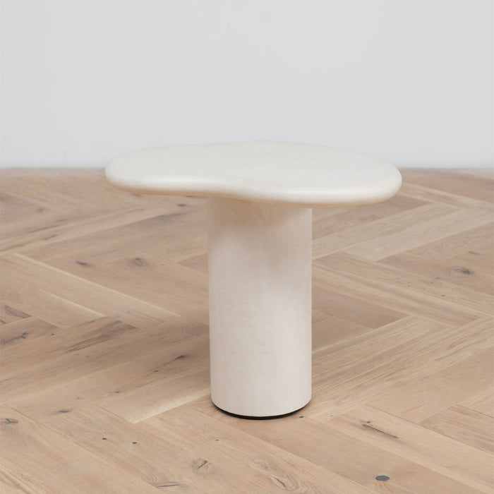 Jonah - Organische microskin bijzettafel - High